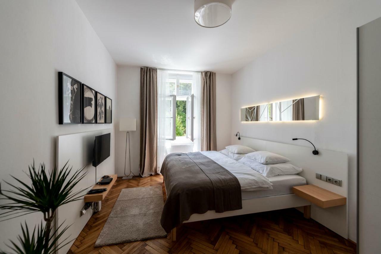 Apartment Slavikova 11 プラハ エクステリア 写真
